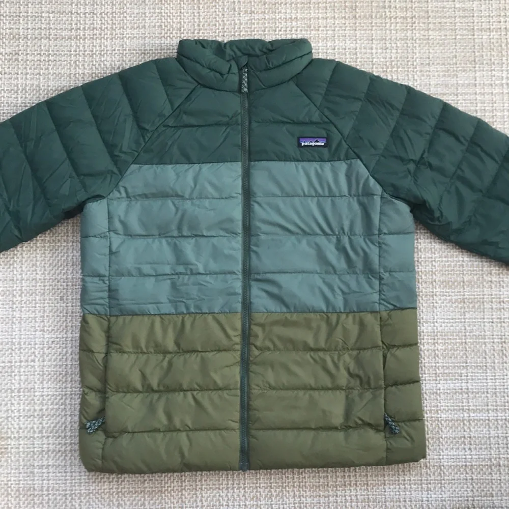 Patagonia Puffer Jacket (boys' size XXL)